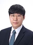 안우진 교수
