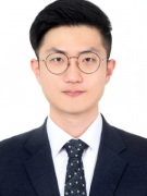 이현택 교수